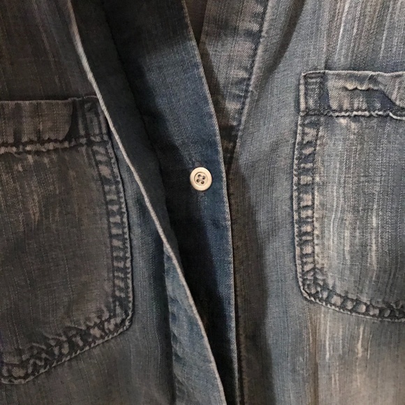 ANTHROPOLOGIE Cloth & Stone Denim Shirt Size XS - Picture 5 of 8